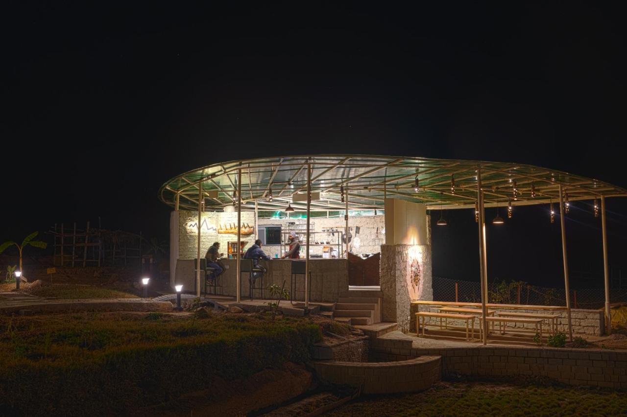 Zostel Plus Bir Exterior photo